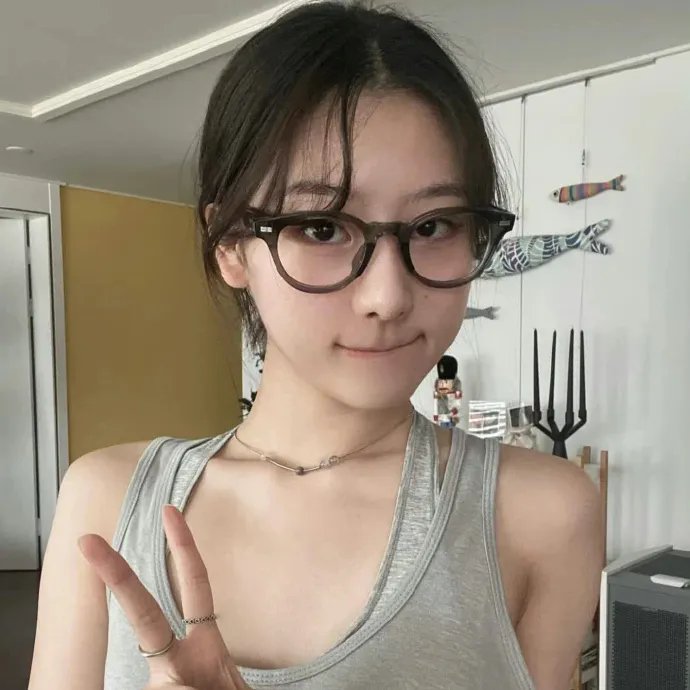 盛开的樱花林下